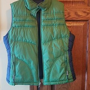 Reversible vest